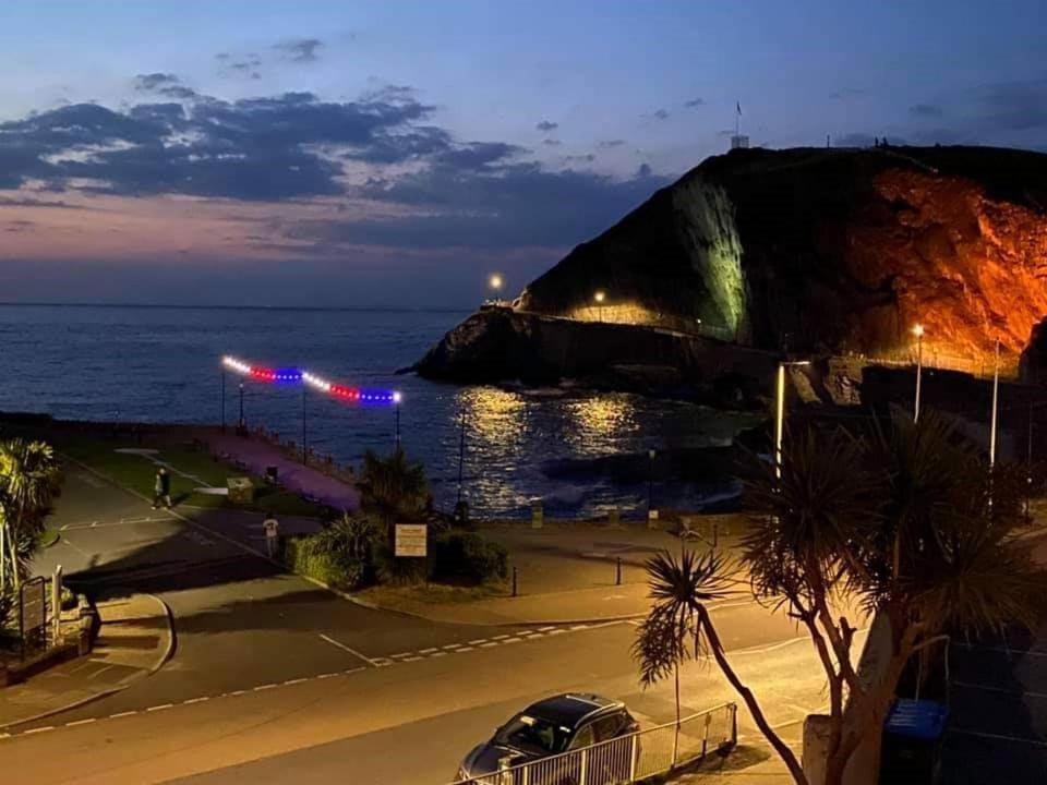 3 The View Apartments Ilfracombe - Hot Tub, Parking, Lift, Ev المظهر الخارجي الصورة