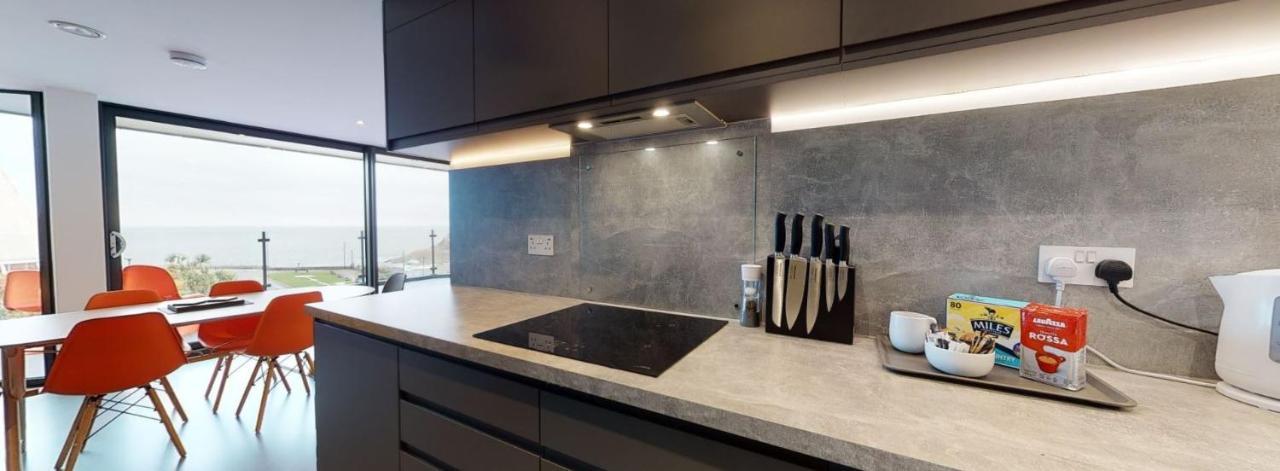 3 The View Apartments Ilfracombe - Hot Tub, Parking, Lift, Ev المظهر الخارجي الصورة