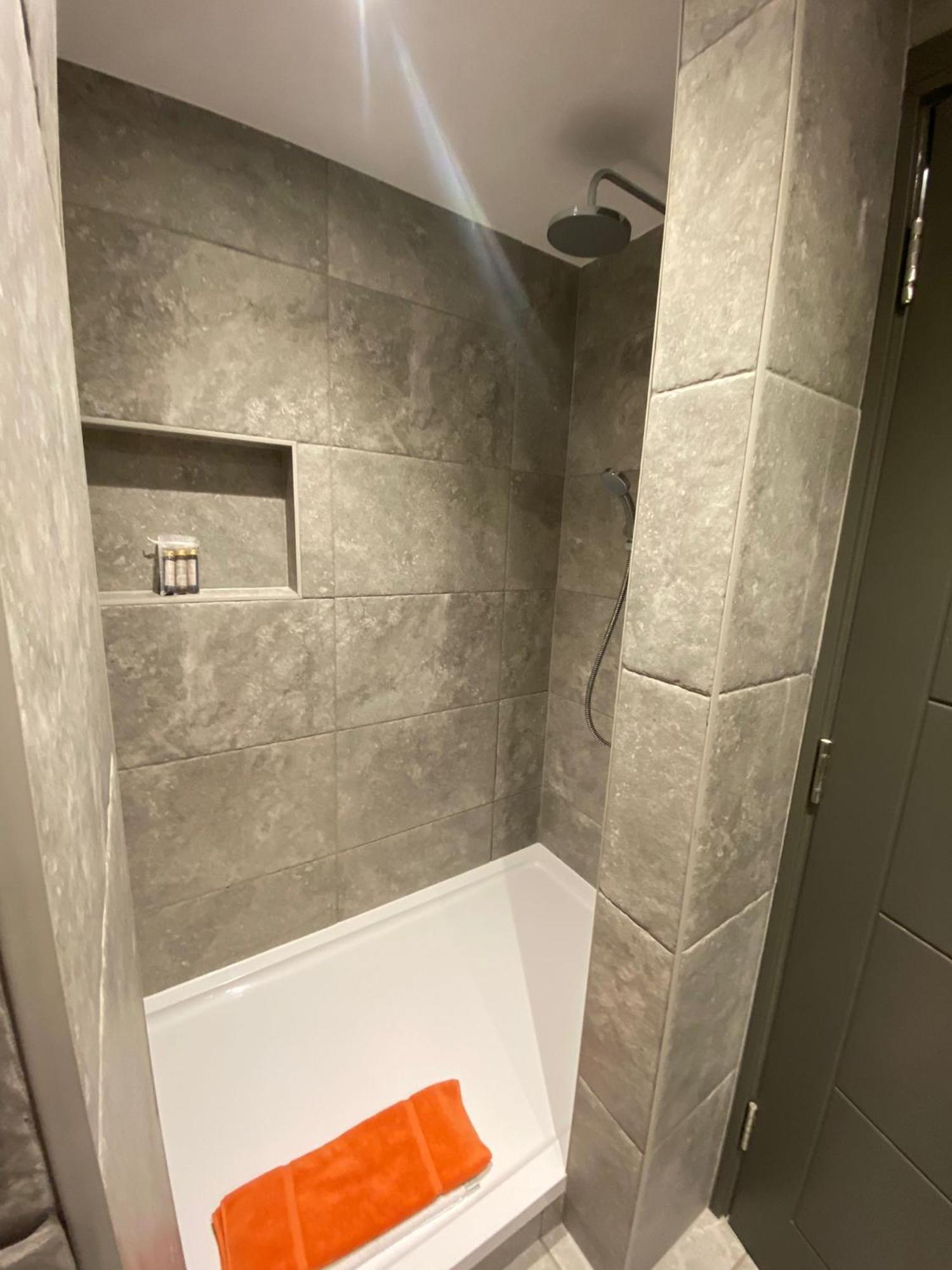 3 The View Apartments Ilfracombe - Hot Tub, Parking, Lift, Ev المظهر الخارجي الصورة