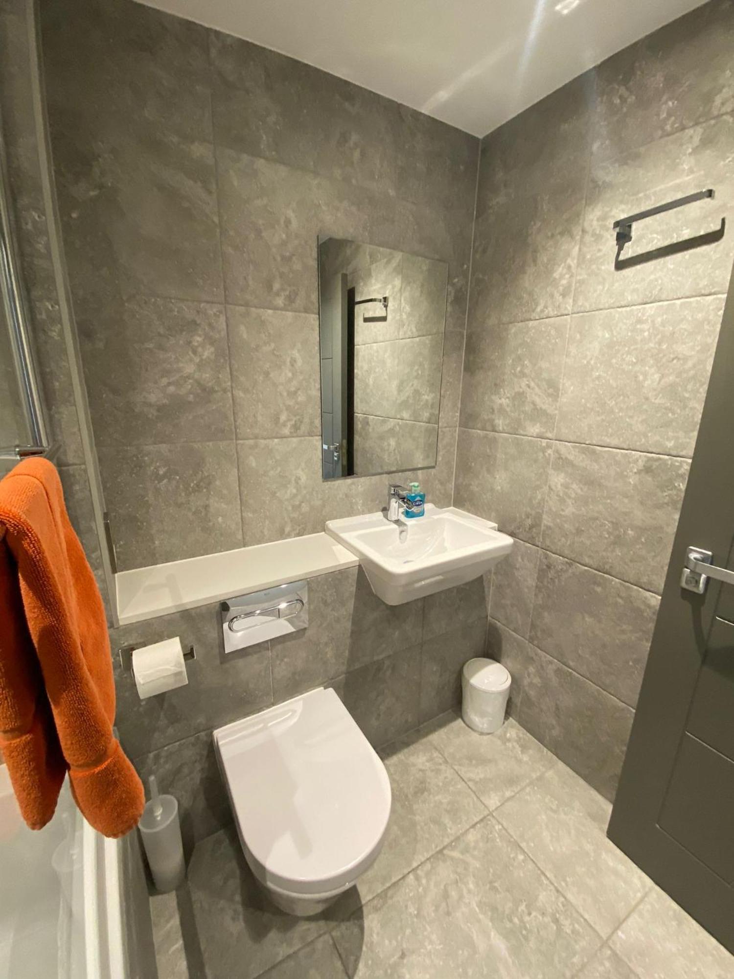 3 The View Apartments Ilfracombe - Hot Tub, Parking, Lift, Ev المظهر الخارجي الصورة