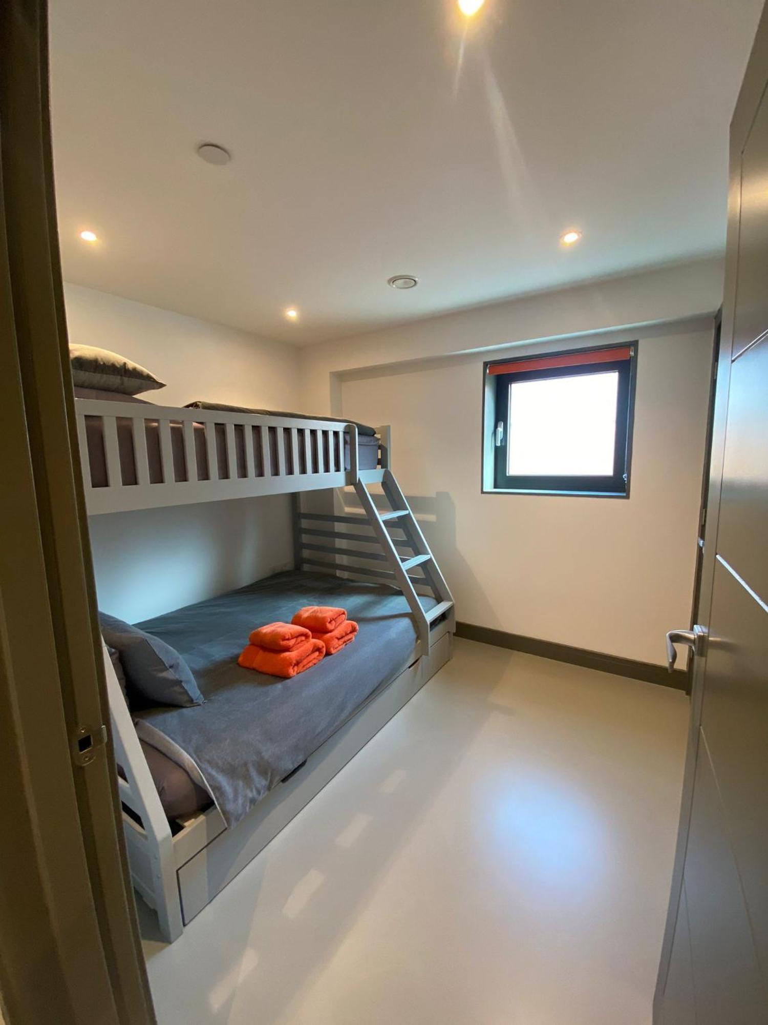 3 The View Apartments Ilfracombe - Hot Tub, Parking, Lift, Ev المظهر الخارجي الصورة